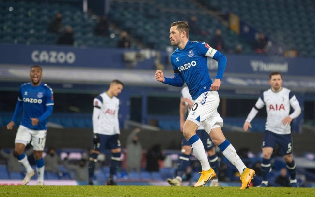 斯洛特在 斯洛特在